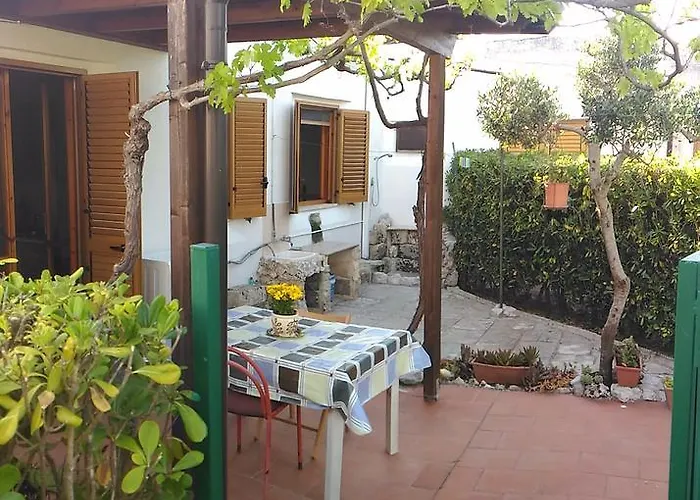 Casa A Villaggio Paradiso Дом отдыха Санта-Чезареа-Терме